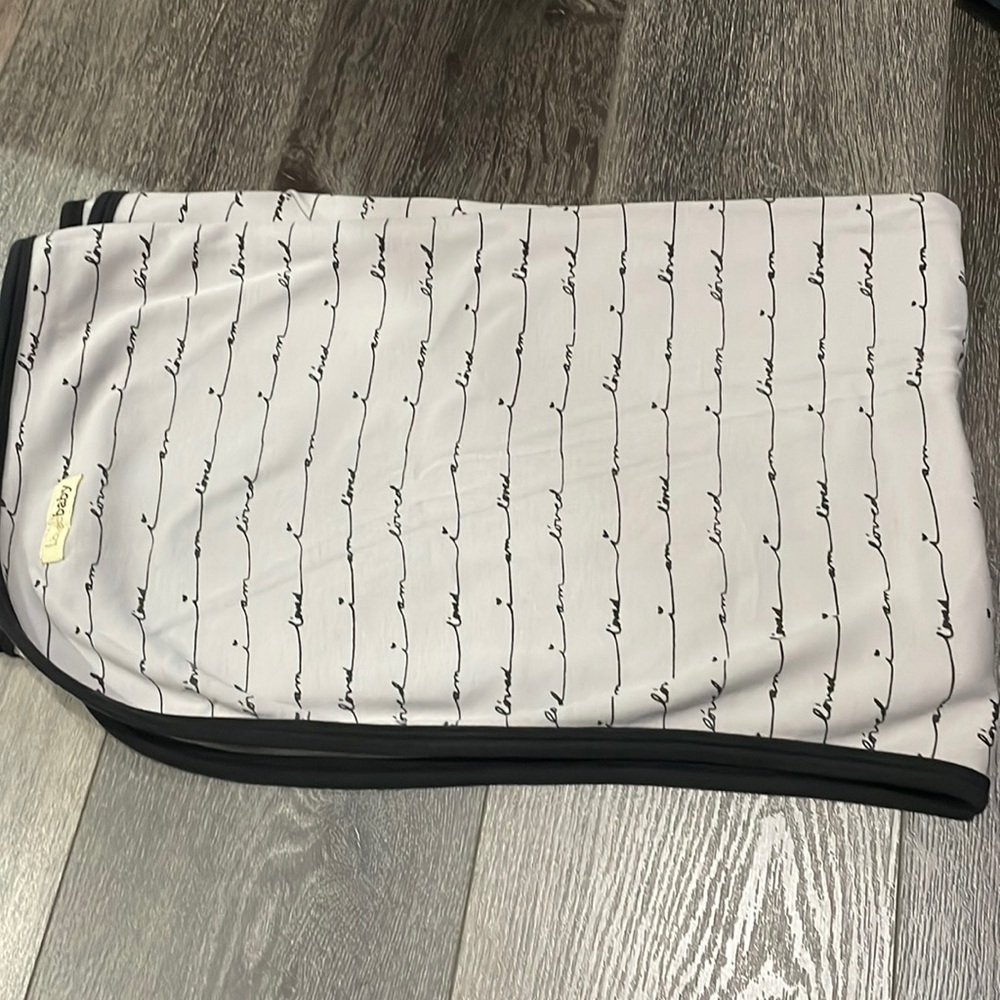 Lovedbaby Organic Cotton Swaddling Blanket soft gray and navy design